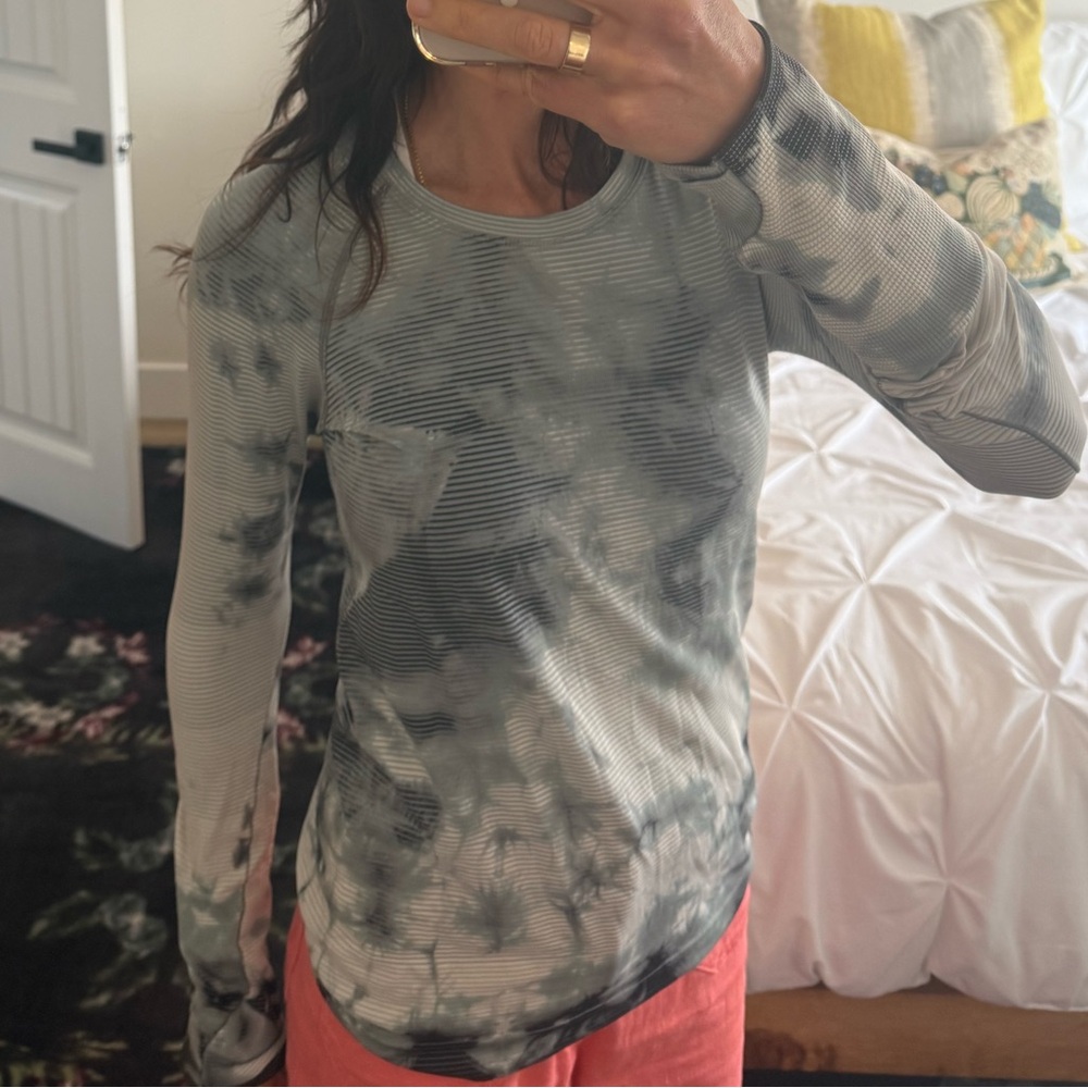 Tie-Dye Long Sleeve Top